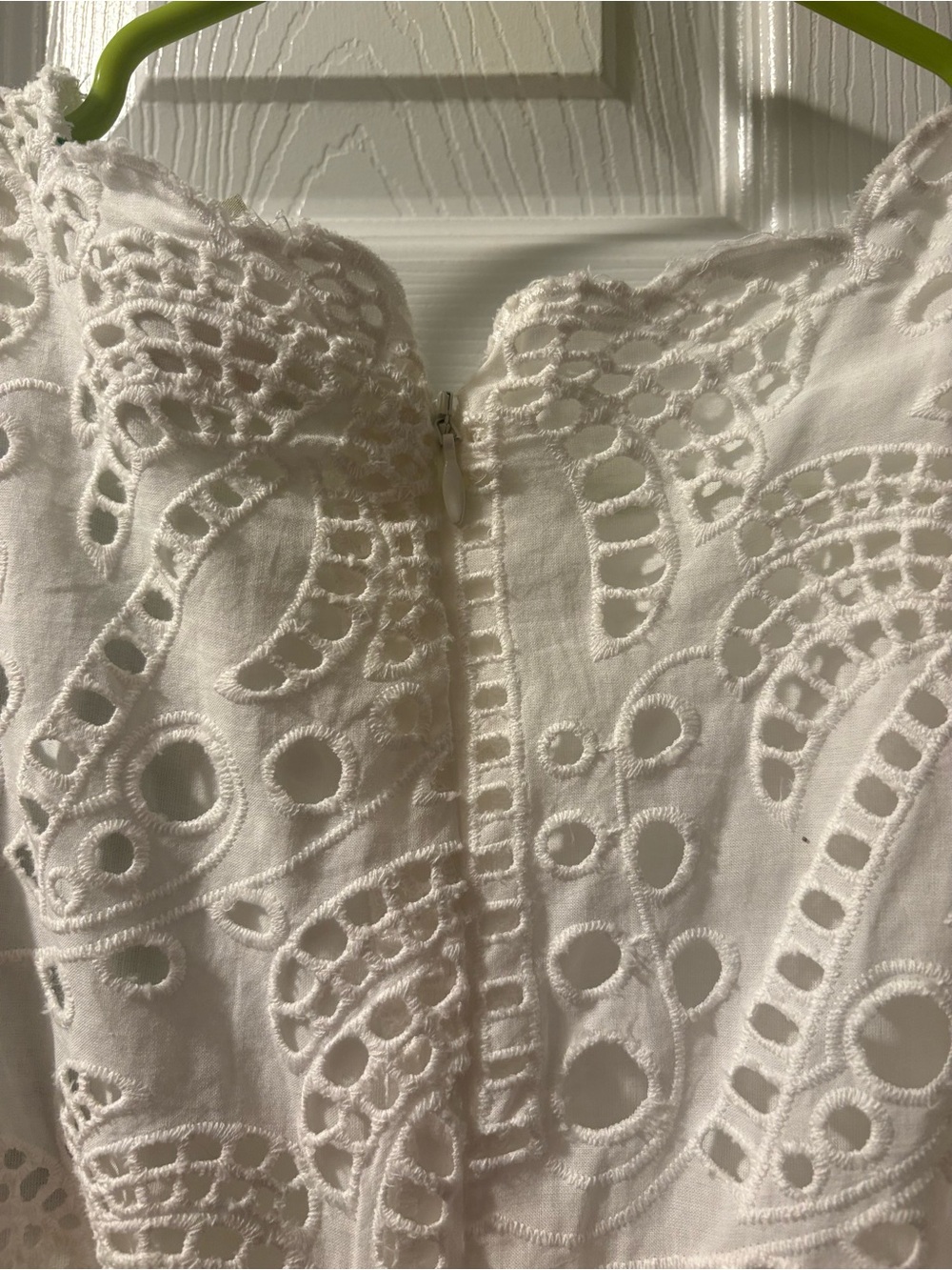 NWT FARM Rio Warm White Eyelet Lace Maxi Dress Size XL - Picture 5 of 7